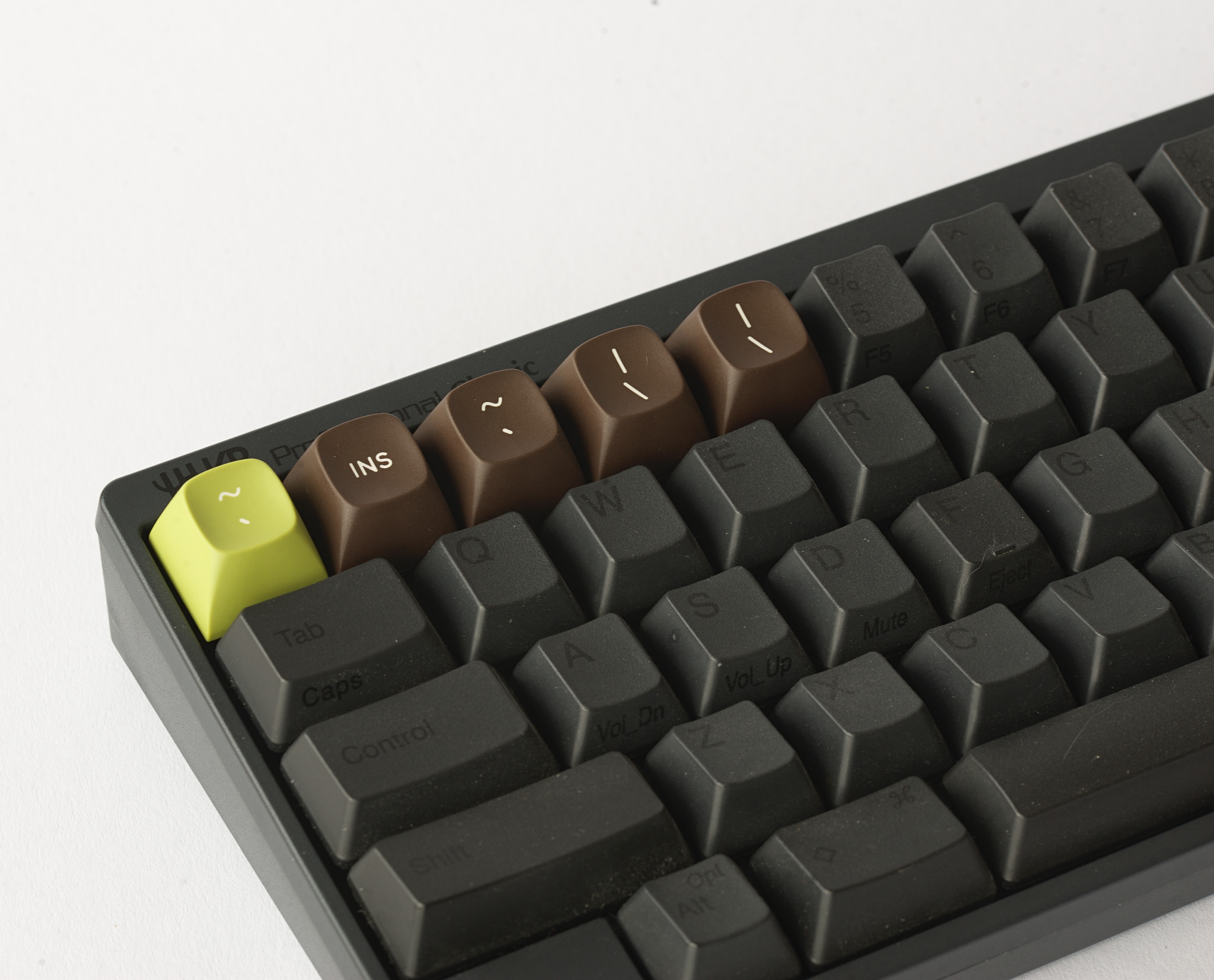 URSA color samples