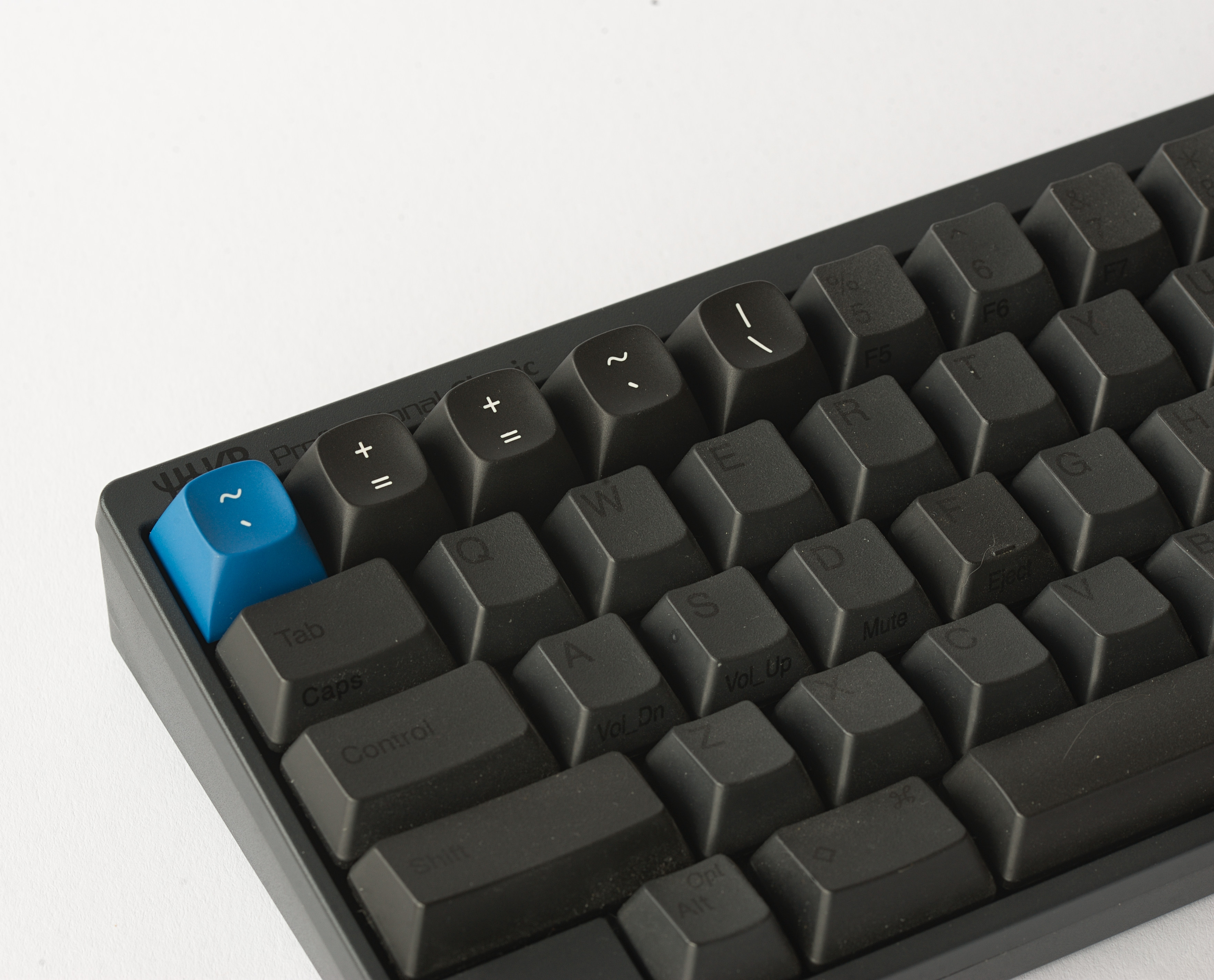 URSA color samples